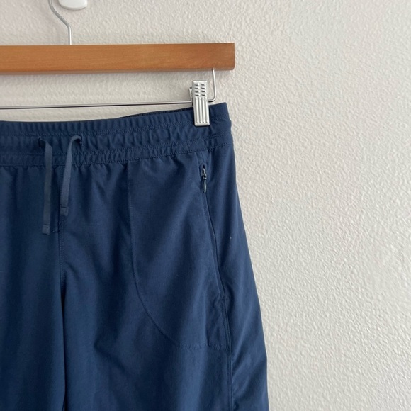 Kuhl Women's Ruched Fit Straight Leg Freeflex Move Pant in Twilight Blue S - Picture 5 of 10